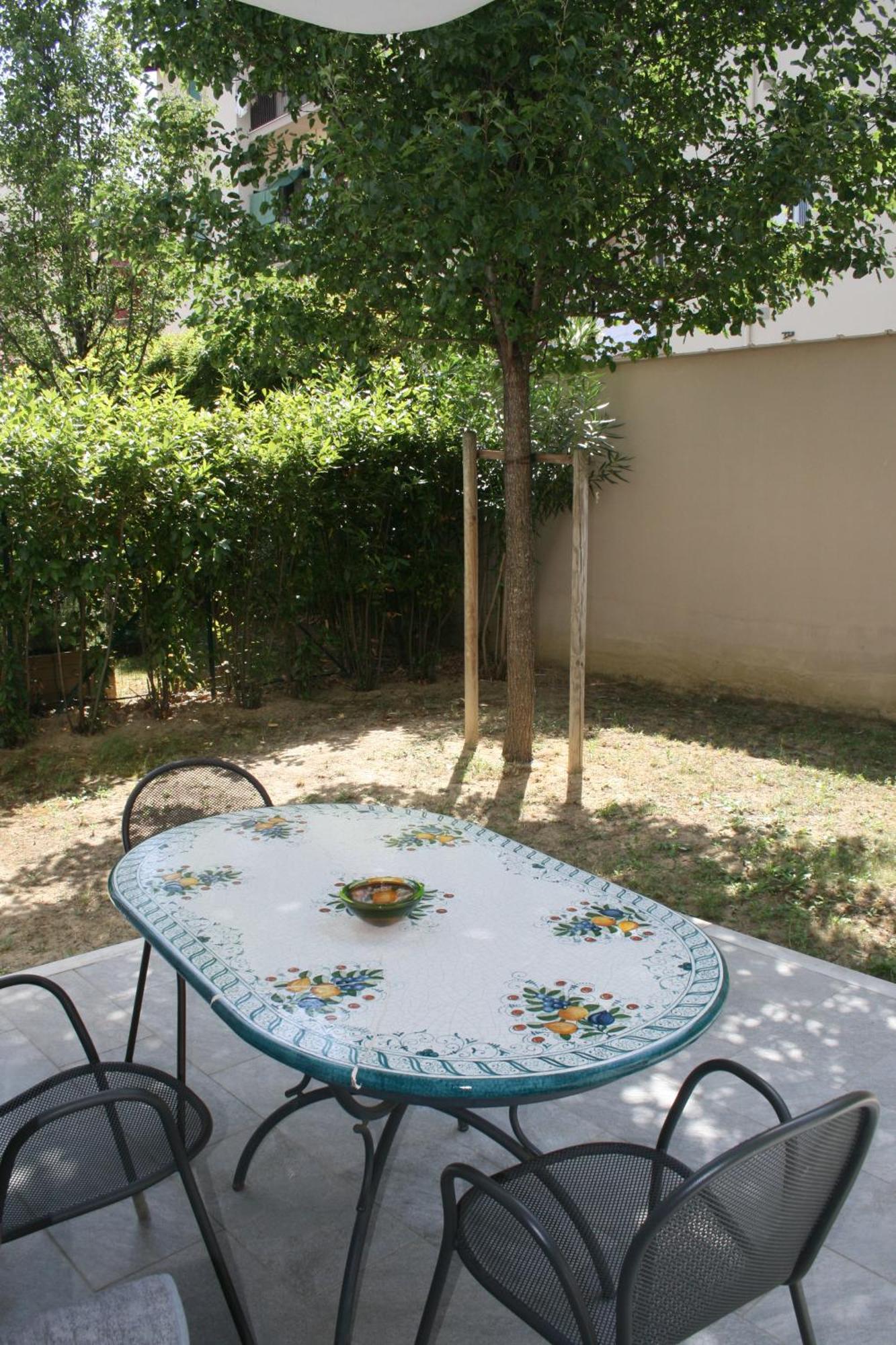 Apartment Downtown Florence, Moderno Con Giardino Eksteriør billede